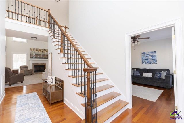 200 River Oak Court, Kathleen, GA 31047