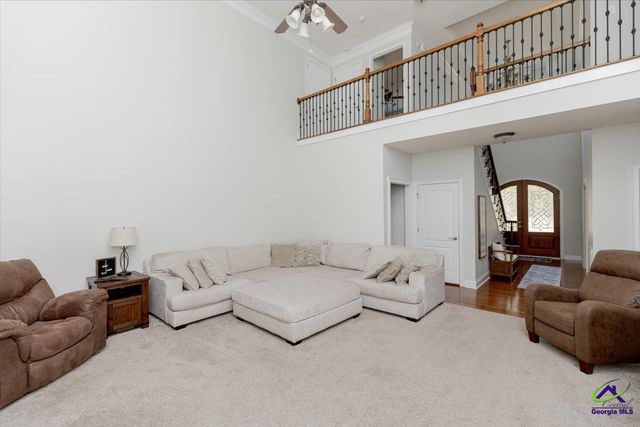 200 River Oak Court, Kathleen, GA 31047