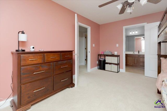 200 River Oak Court, Kathleen, GA 31047