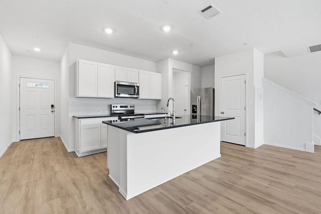 164 Cinnabar LN 4, Kyle, TX 78640