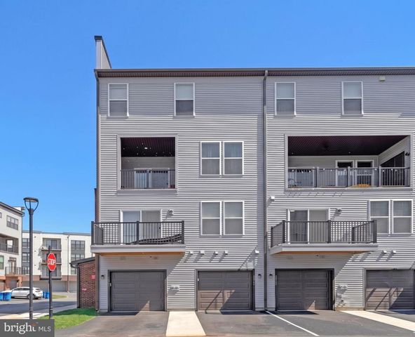 43728 TRANSIT SQ, Ashburn, VA 20147