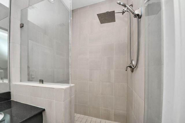1406 Stanford Street D, Houston, TX 77019