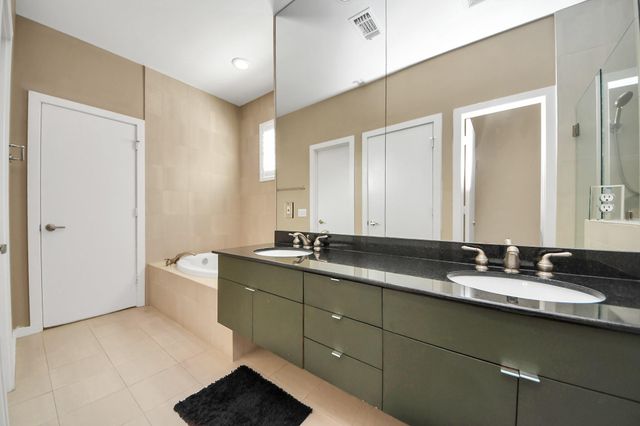 1406 Stanford Street D, Houston, TX 77019