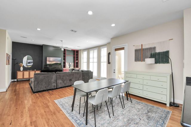1406 Stanford Street D, Houston, TX 77019