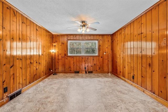 241 Willowlake Road, Greensboro, NC 27405