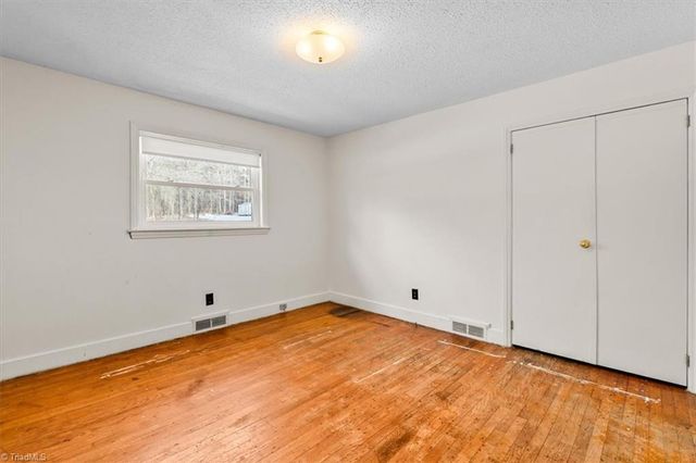 241 Willowlake Road, Greensboro, NC 27405