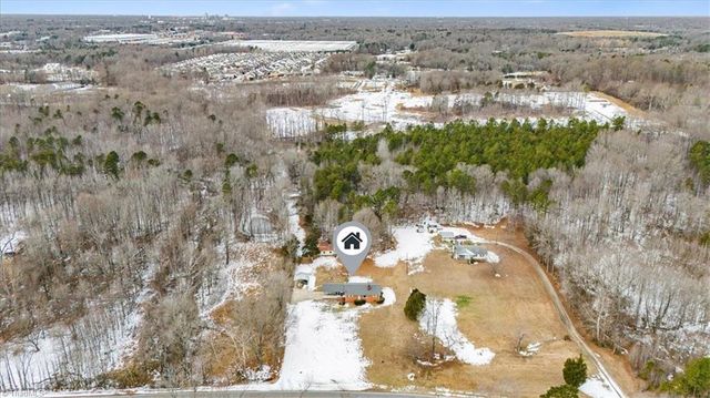 241 Willowlake Road, Greensboro, NC 27405