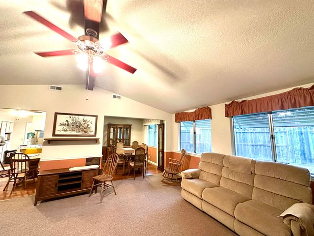 454 Nightingale St, Livermore, CA 94551