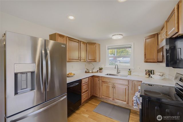 4054 24th Place S, Seattle, WA 98108