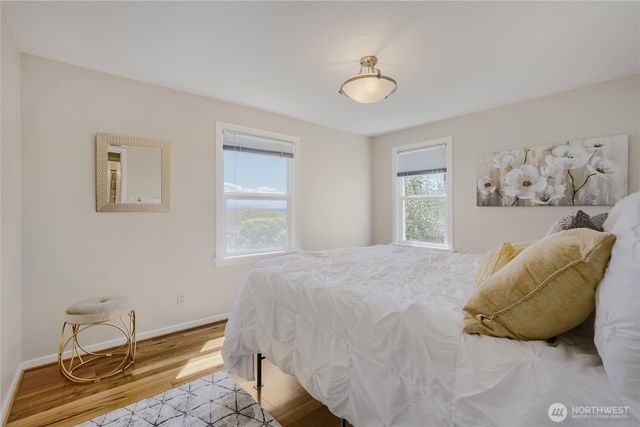 4054 24th Place S, Seattle, WA 98108