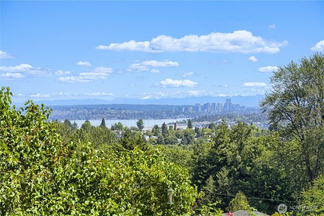 4054 24th Place S, Seattle, WA 98108