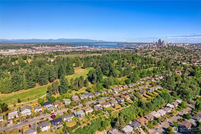 4054 24th Place S, Seattle, WA 98108