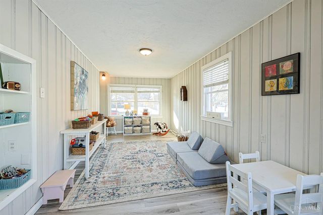 342 Durrell Avenue, Wyoming, OH 45215