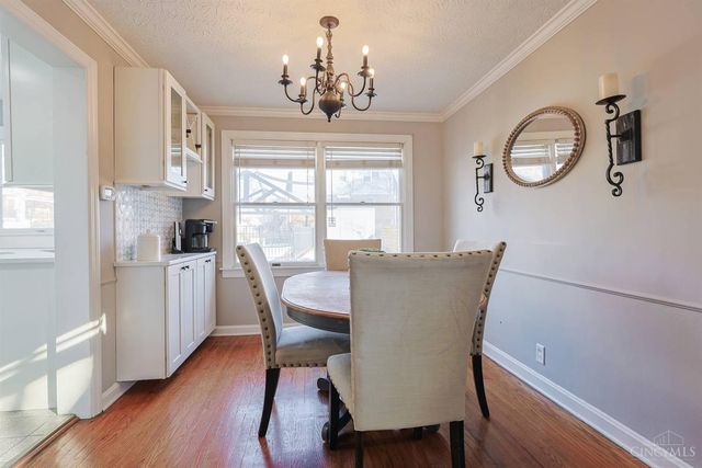 342 Durrell Avenue, Wyoming, OH 45215