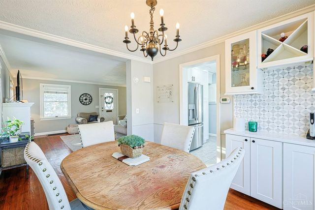 342 Durrell Avenue, Wyoming, OH 45215