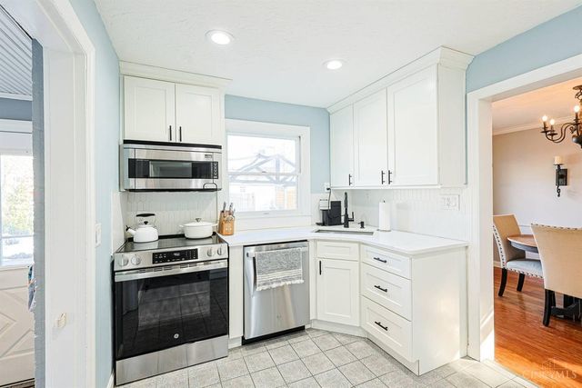 342 Durrell Avenue, Wyoming, OH 45215