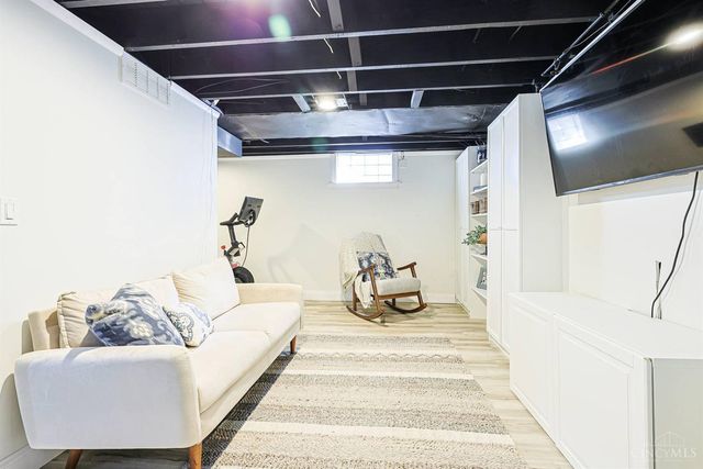 342 Durrell Avenue, Wyoming, OH 45215