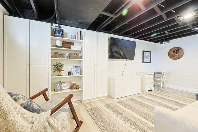 342 Durrell Avenue, Wyoming, OH 45215