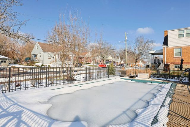 342 Durrell Avenue, Wyoming, OH 45215