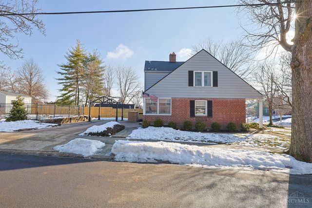 342 Durrell Avenue, Wyoming, OH 45215