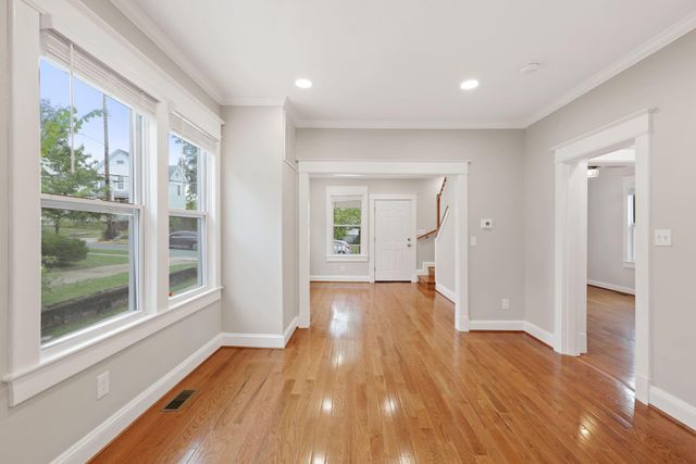6011 44TH AVE, Hyattsville, MD 20781