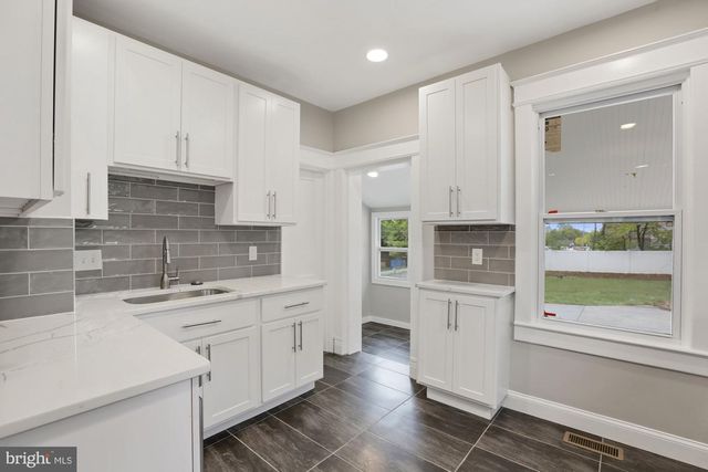 6011 44TH AVE, Hyattsville, MD 20781