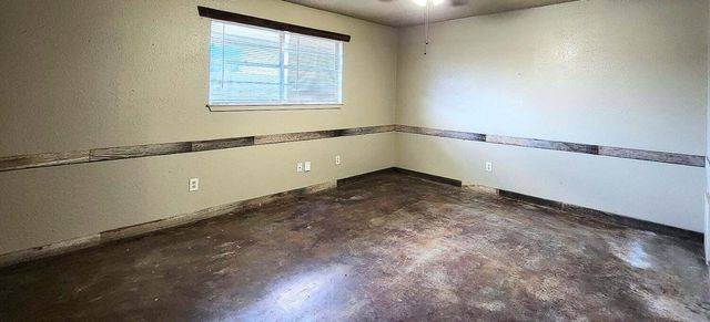 2207 15th Street, Lubbock, TX 79401