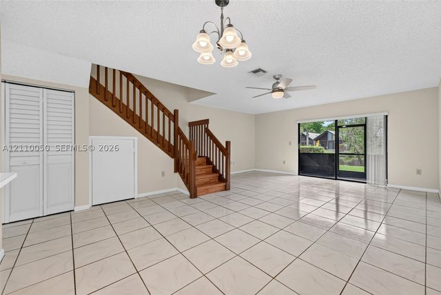 506 Westree Ln, Plantation, FL 33324