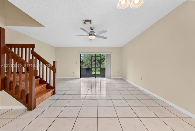 506 Westree Ln, Plantation, FL 33324