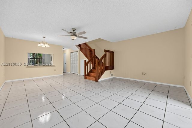 506 Westree Ln, Plantation, FL 33324