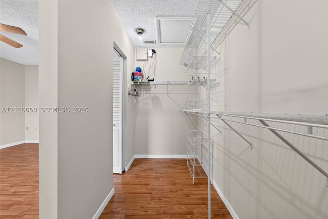 506 Westree Ln, Plantation, FL 33324