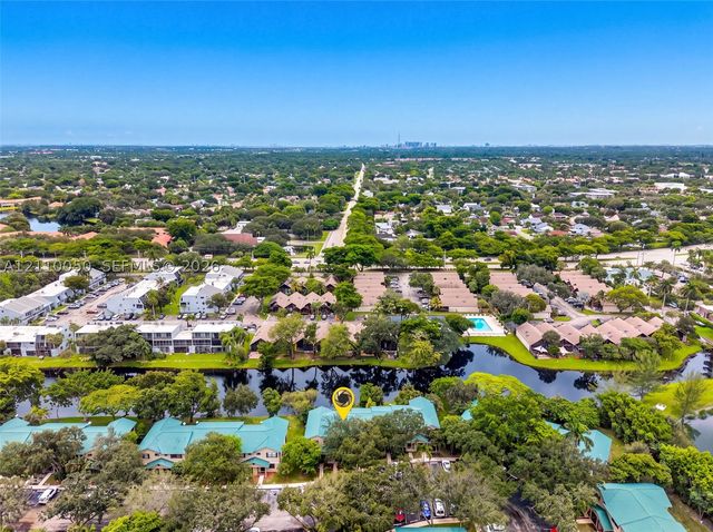 506 Westree Ln, Plantation, FL 33324