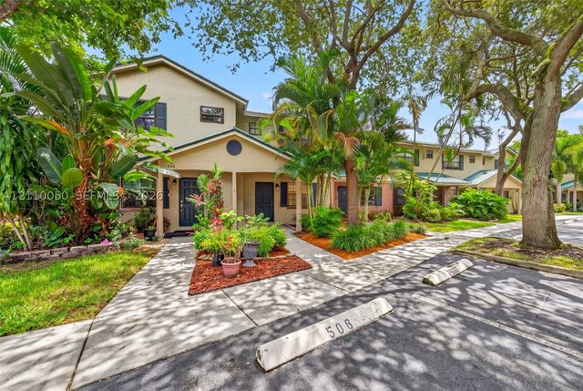 506 Westree Ln, Plantation, FL 33324