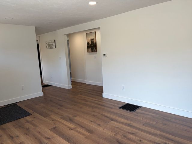 9 Valley Street, Freetown, MA 02728