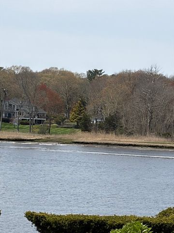 9 Valley Street, Freetown, MA 02728