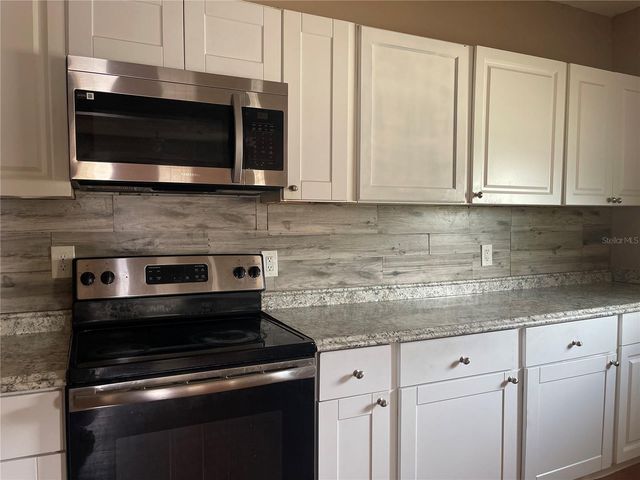 219 E POLK AVENUE, Lake Wales, FL 33853