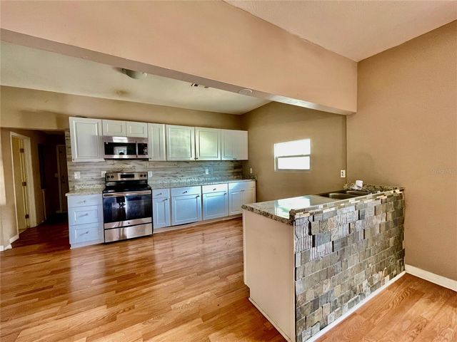 219 E POLK AVENUE, Lake Wales, FL 33853