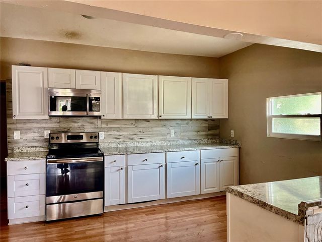 219 E POLK AVENUE, Lake Wales, FL 33853