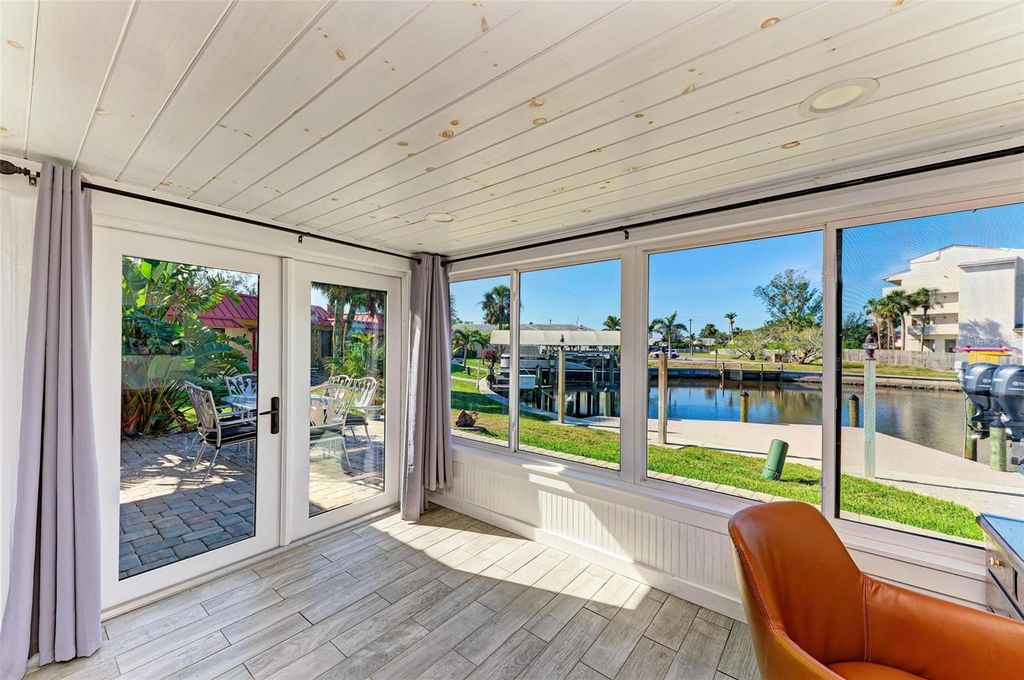 9409 CATALINA DRIVE