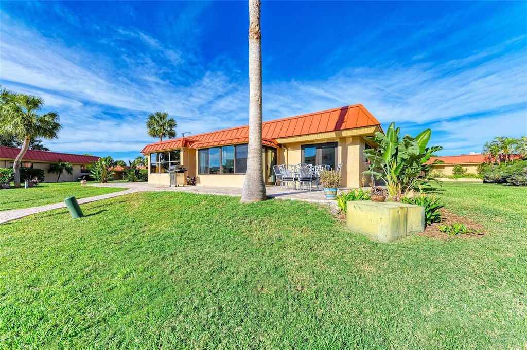 9409 CATALINA DRIVE