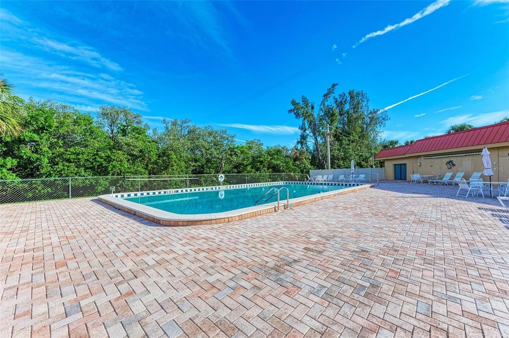 9409 CATALINA DRIVE