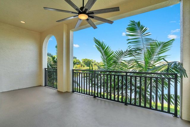 12711 Machiavelli Way, Palm Beach Gardens, FL 33418