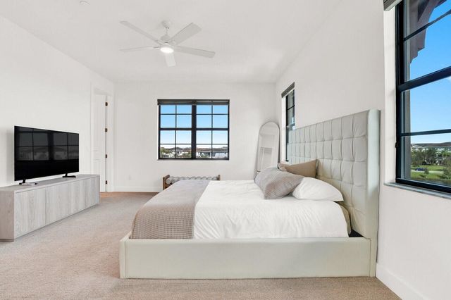 12711 Machiavelli Way, Palm Beach Gardens, FL 33418