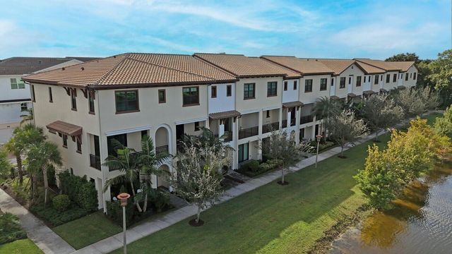 12711 Machiavelli Way, Palm Beach Gardens, FL 33418