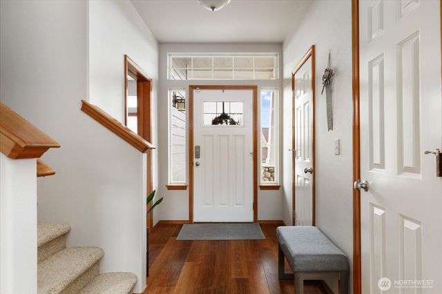 1676 SW Ulysses Street, Oak Harbor, WA 98277