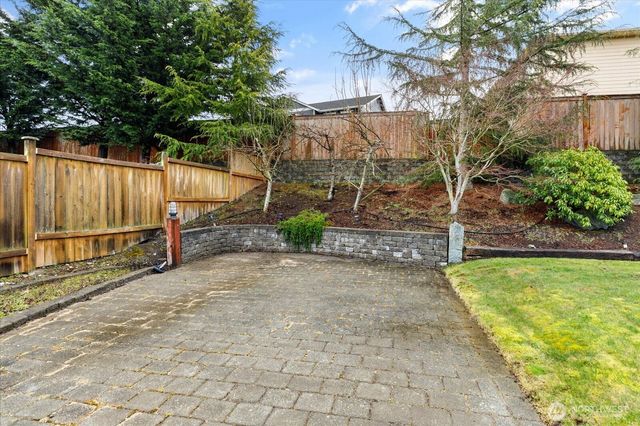 1676 SW Ulysses Street, Oak Harbor, WA 98277