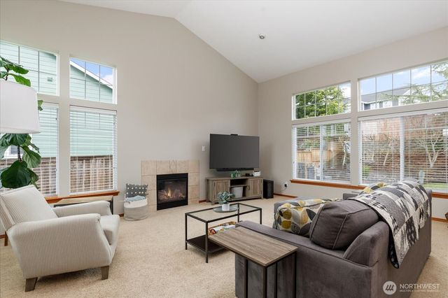 1676 SW Ulysses Street, Oak Harbor, WA 98277