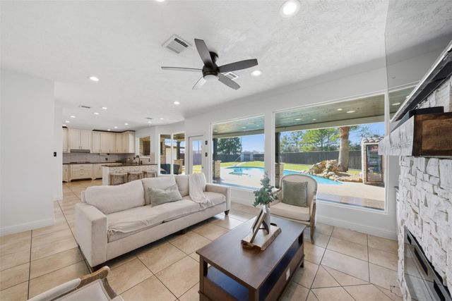 6411 Autumn Thistle Drive, Katy, TX 77449