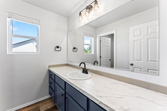 15693 Shrike Ave, Nampa, ID 83651