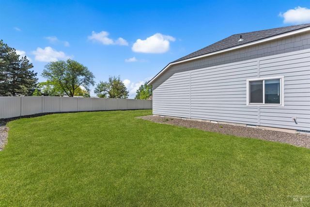 15693 Shrike Ave, Nampa, ID 83651